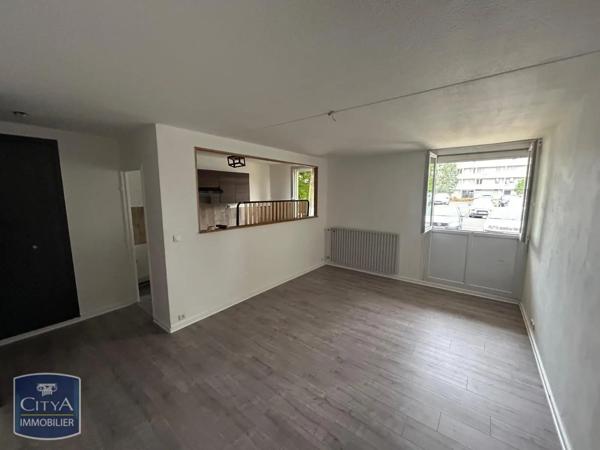 Appartement à louer 2 pièces 44.43m² Gradignan (33170)