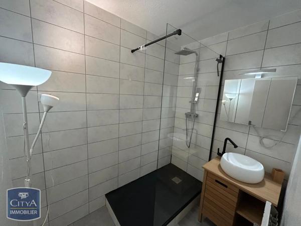 Appartement à louer 2 pièces 44.43m² Gradignan (33170)