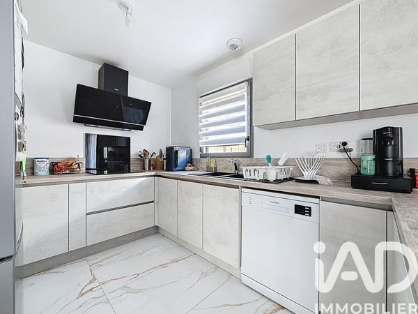 Maison à vendre 5 pièces 91 m² Bruyères-le-Châtel