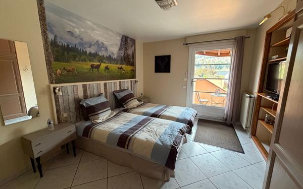 Maison à vendre    11 pièces •  Wisembach