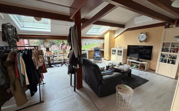 Maison à vendre    11 pièces •  Wisembach