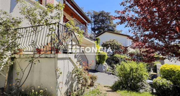 À vendre Maison 5 pièces 108 m² - Saint-étienne 42000