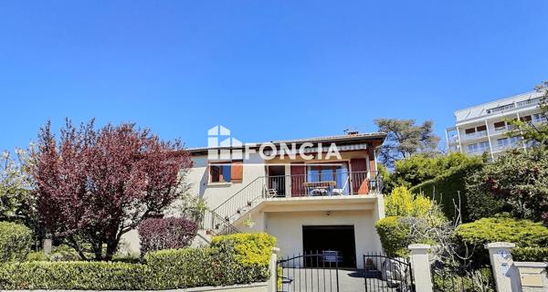 À vendre Maison 5 pièces 108 m² - Saint-étienne 42000