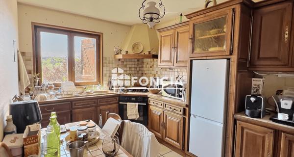 À vendre Maison 5 pièces 108 m² - Saint-étienne 42000