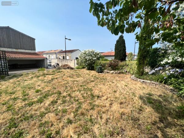 Terrain à Batir à vendre à Bègles en Gironde (33130), ref : 022/1215   
Mairie