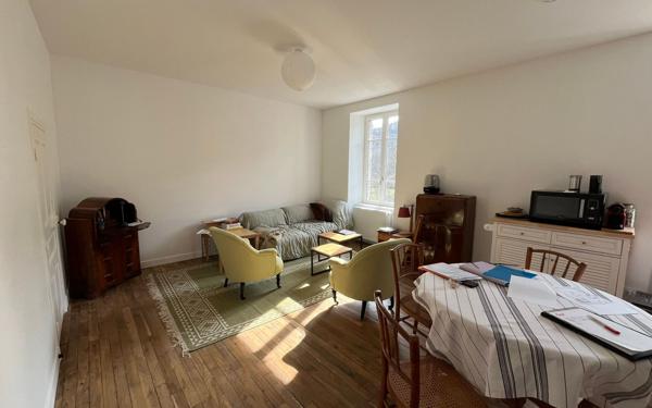 Maison à louer    3 pièces •  Grand-Vabre