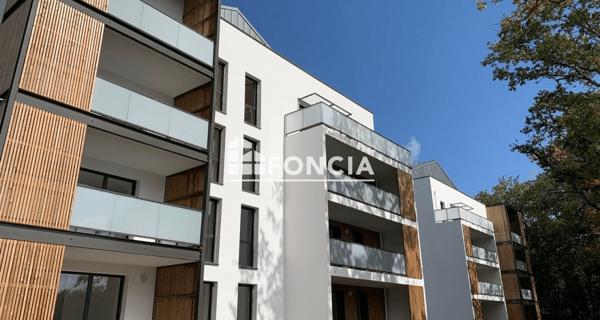 Location Appartement 2 pièces 54.7 m² - Saint-avé 56890