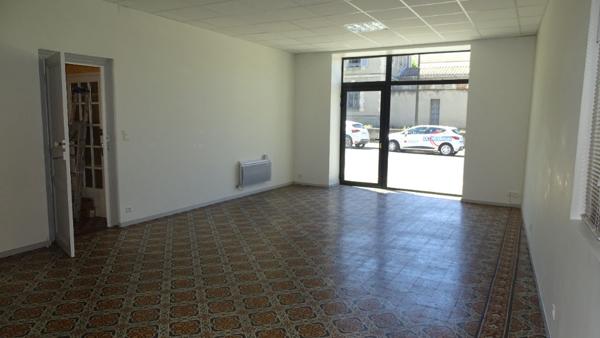 LOCAL COMMERCIAL EN RDC QUARTIER 4 CHEMINS CARCASSONNE