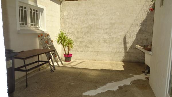 LOCAL COMMERCIAL EN RDC QUARTIER 4 CHEMINS CARCASSONNE