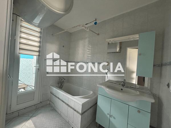 Location Appartement meublé 3 pièces 68.48 m² - Saint Martin D'heres 38400