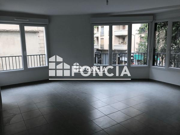 Location Appartement 3 pièces 65.66 m² - RUE DE CRIMEE Marseille 13003