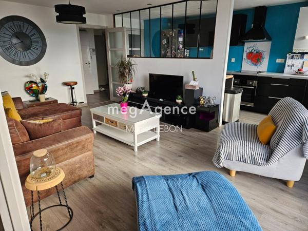 Appartement à FOUGERES, 35300 - 5 pièces 78m²