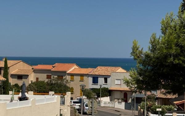 Appartement à vendre    2 pièces •  Fleury