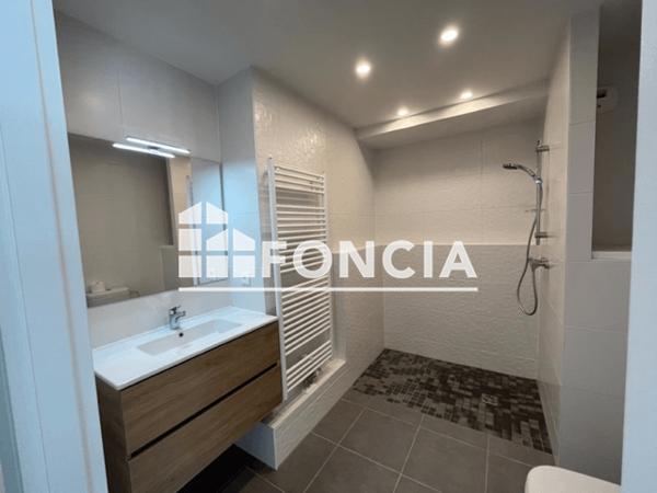 Location Appartement 2 pièces 41 m² - 10 RUE DES FRERES STOEFFLER Strasbourg 67000