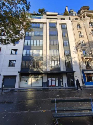 Studio lumineux 24 m² — À deux pas du métro Ménilmontant