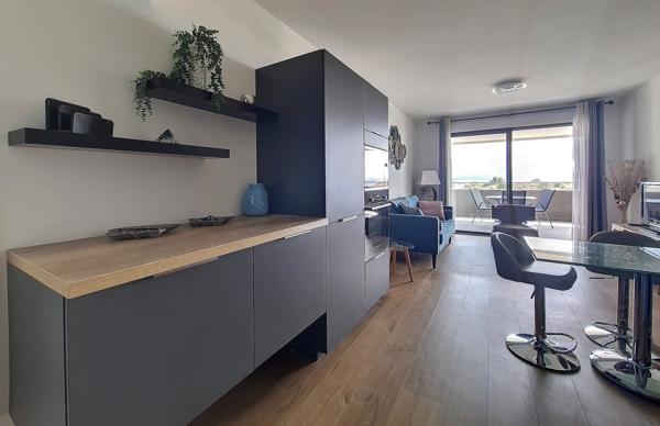 AJACCIO Superbe T2 récent vue mer Ajaccio (20090)