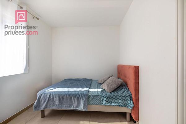 Maison de plain pieds de 103 m2 construite en  2022 à Carpentras. Terrain 302 m2