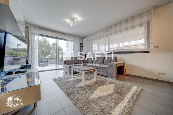 Superbe F3, grande terrasse, garage fermé, cave