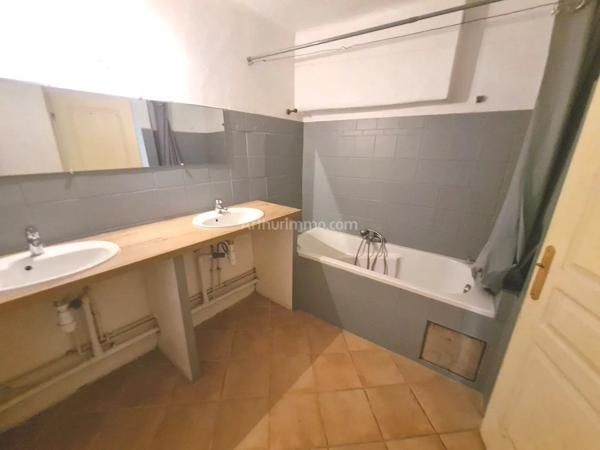 Location Appartement 3 pièces 75 m2 à Draguignan