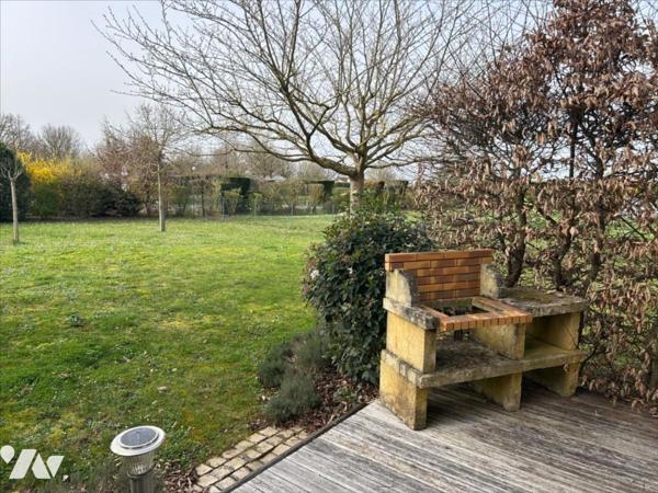 BOURG DE ST GEORGES BX - PLAIN-PIED 121 M² HAB - 3 CH - BUREAU - TERRAIN 1000 M²