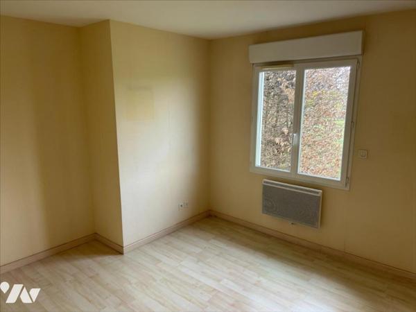 BOURG DE ST GEORGES BX - PLAIN-PIED 121 M² HAB - 3 CH - BUREAU - TERRAIN 1000 M²