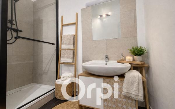 Appartement à vendre    2 pièces • 37,33 m2 Grenoble