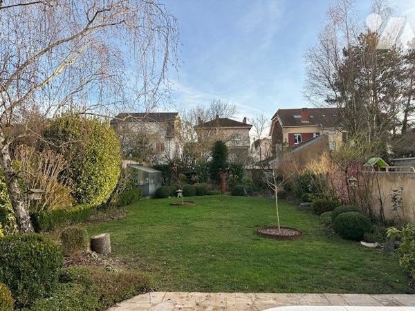 Rare à VILLERS-LES-NANCY très belle maison Familiale des années 1930 !