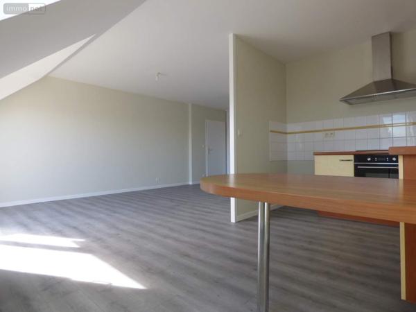 Appartement à louer à Bain-de-Bretagne en Ille-et-Vilaine (35470), ref : 136/5242