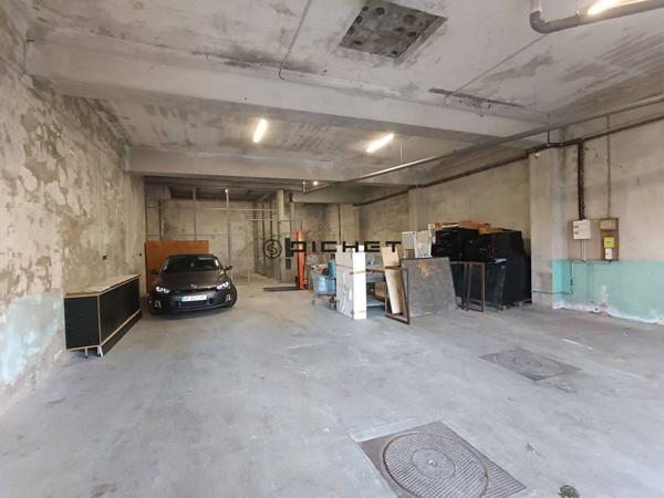 Autre 1 pièce 200 m²