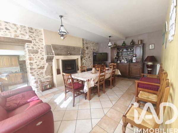 Maison à vendre 10 pièces 165 m² Villaines-la-Juhel