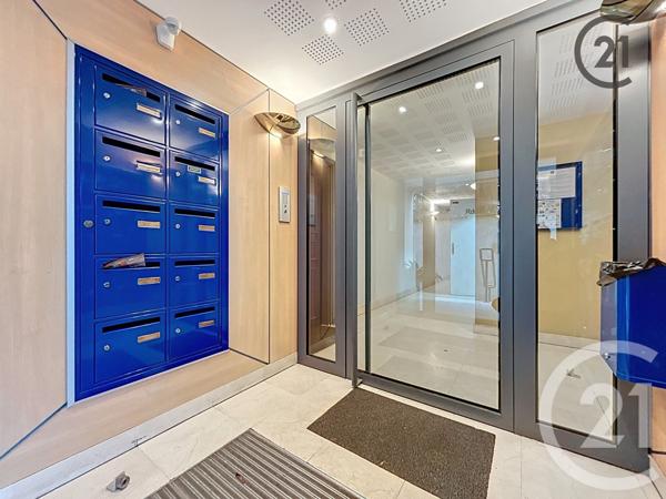 Appartement F2 à vendre  2 pièces - 41,33 m2 MONTEREAU FAULT YONNE - 77