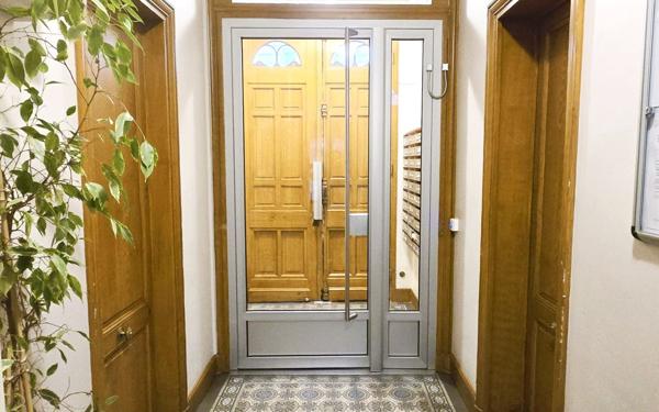 Appartement à vendre    2 pièces • 38 m2 Paris 14