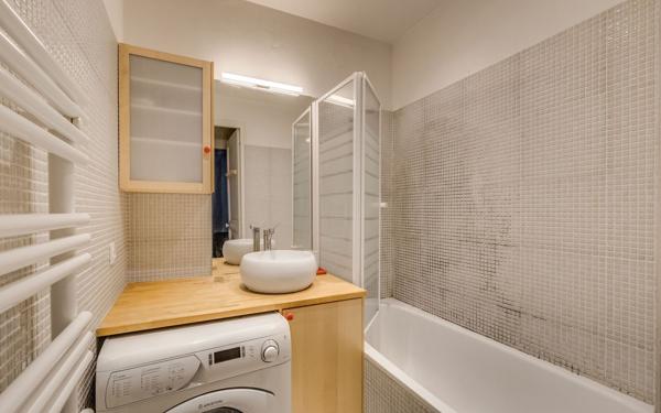 Appartement à vendre    2 pièces • 38 m2 Paris 14