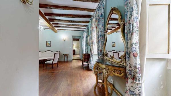 Appartement - Sarlat-la-caneda L'Étage Noble : Quand la Forteresse du XIIIe devient Espace d'Apparat – Sarlat Centre. Visite virtuelle sur demande
