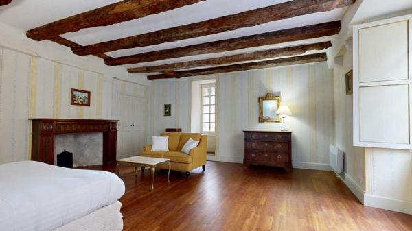 Appartement - Sarlat-la-caneda L'Étage Noble : Quand la Forteresse du XIIIe devient Espace d'Apparat – Sarlat Centre. Visite virtuelle sur demande