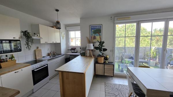 T3 de 67m2 en 2è et dernier étage avec terrasse et parking