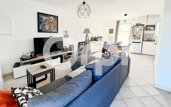 Maison à louer    3 pièces • 50 m2 Ver-sur-Launette