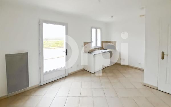 Maison à louer    3 pièces • 50 m2 Ver-sur-Launette