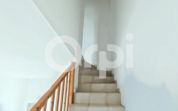 Maison à louer    3 pièces • 50 m2 Ver-sur-Launette