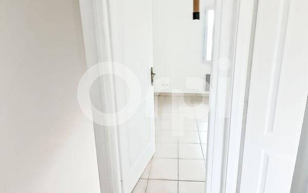 Maison à louer    3 pièces • 50 m2 Ver-sur-Launette