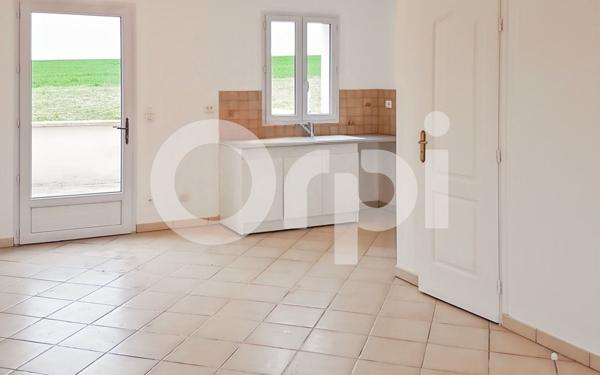 Maison à louer    3 pièces • 50 m2 Ver-sur-Launette