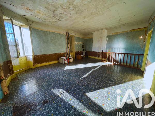 Maison à vendre 7 pièces 198 m² Sainte-Colombe-des-Bois