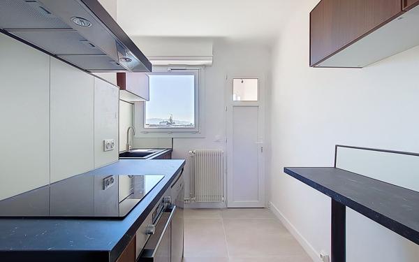 Appartement à vendre    3 pièces • 64 m2 Pau