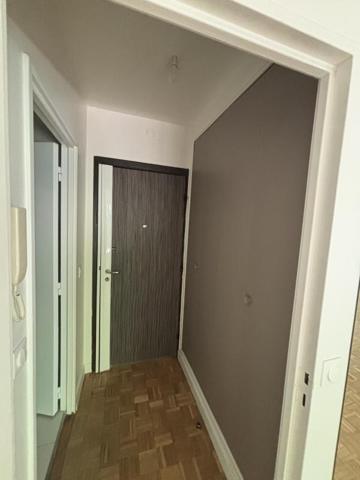 Location Studio 40.01 m² - Courbevoie 92400