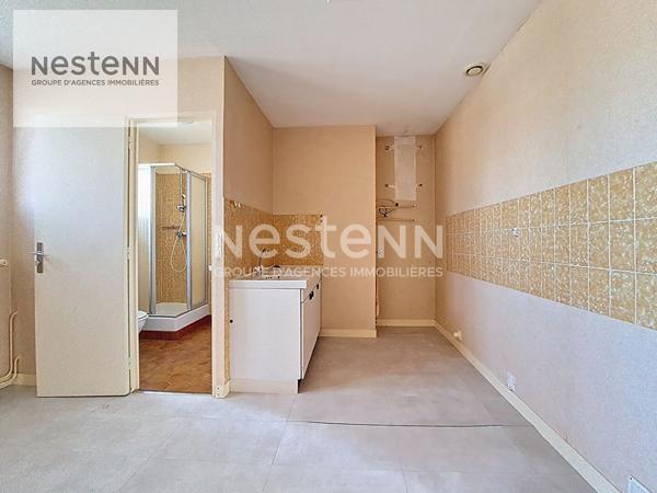 Orléans Parc Pasteur, maison de ville "entre deux gares", 4 chambres, jardin, dépendance