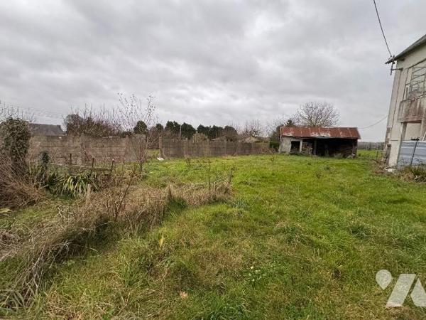 Maison proche de la Baie du Mont Saint Michel.
Une maison à usage d'habitation, comprenant :
...