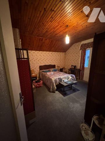 Maison proche de la Baie du Mont Saint Michel.
Une maison à usage d'habitation, comprenant :
...