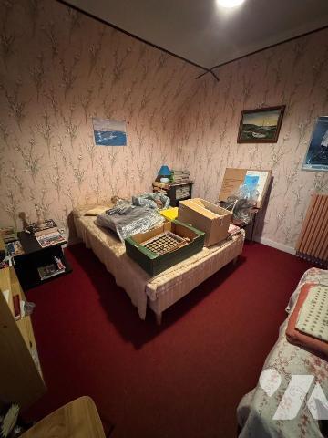 Maison proche de la Baie du Mont Saint Michel.
Une maison à usage d'habitation, comprenant :
...