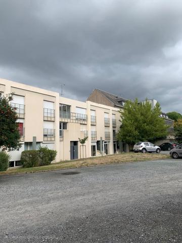 INVESTISSEURS STUDIO PARKING GARE