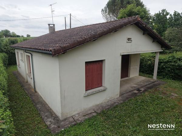 A Vendre Maison de plain-pied de 100 m² avec dépendance et jardin sur la commune de Mézin